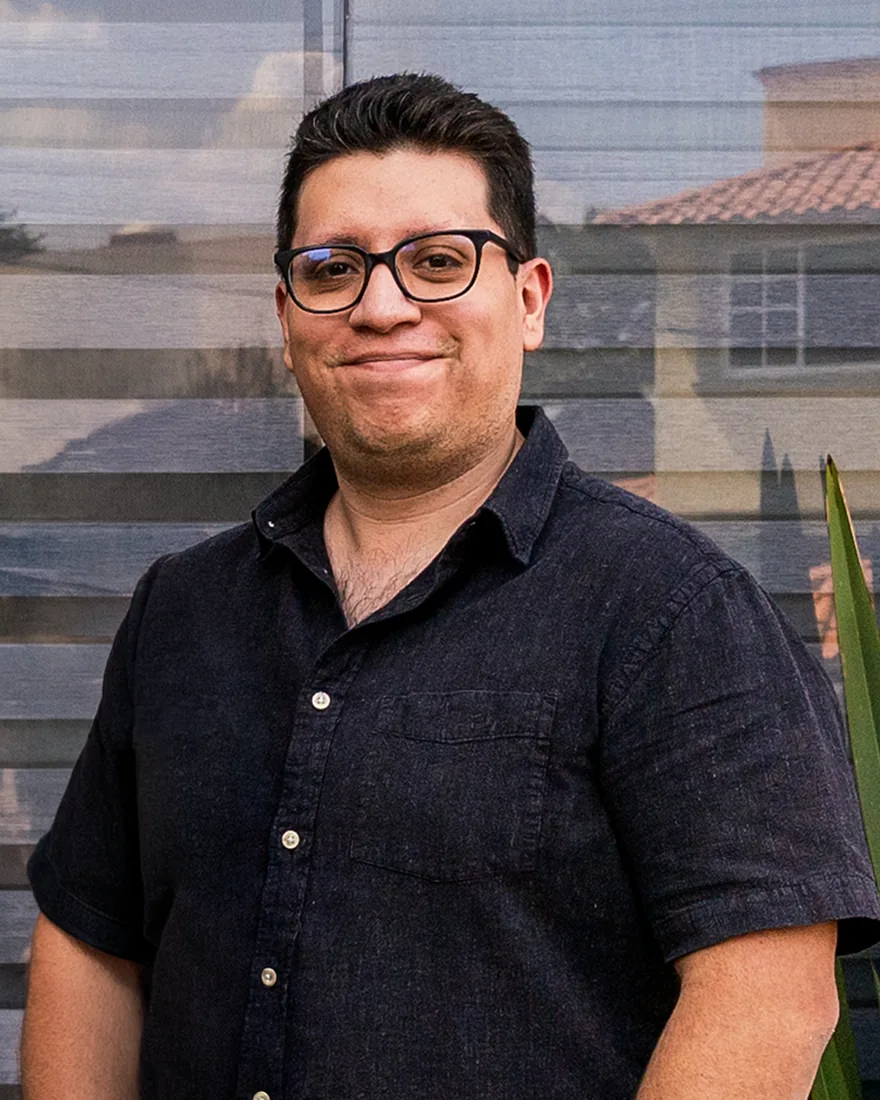 Félix Villegas, director general de Exvi Solutions, sonriendo.